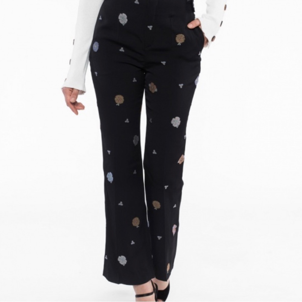 CHLOE'
Floral embroidered cady trousers Size40